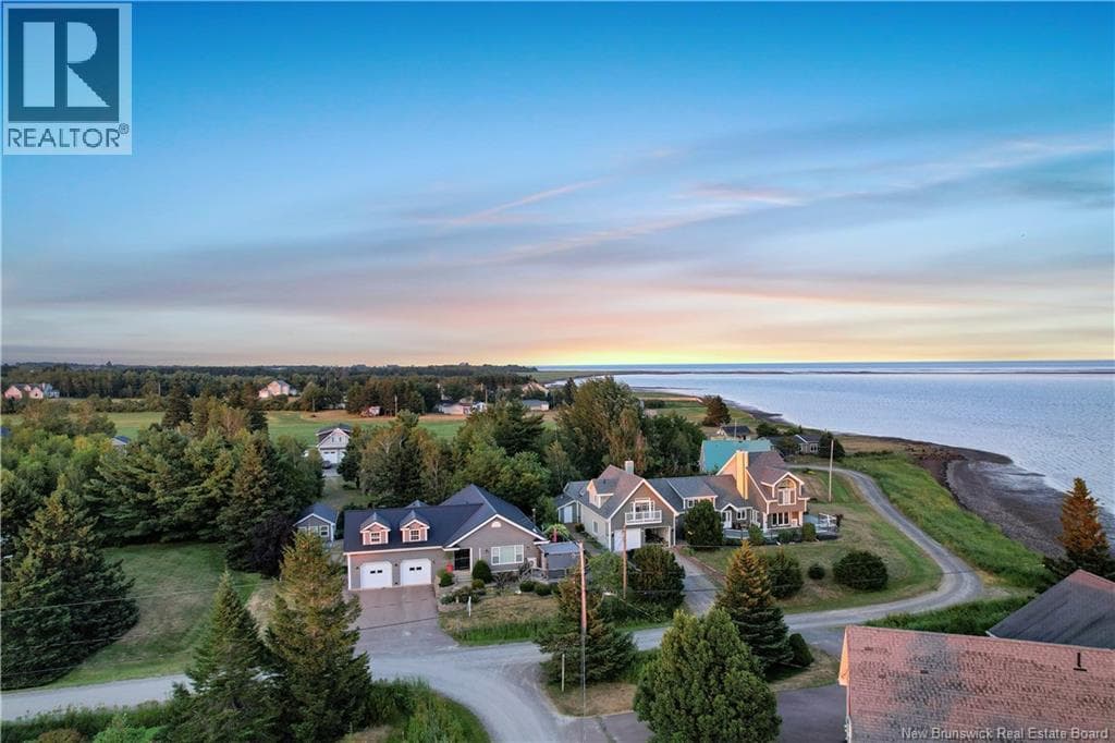 75 Louis-A-Charles Street — Grande-Digue, New Brunswick - Main photo