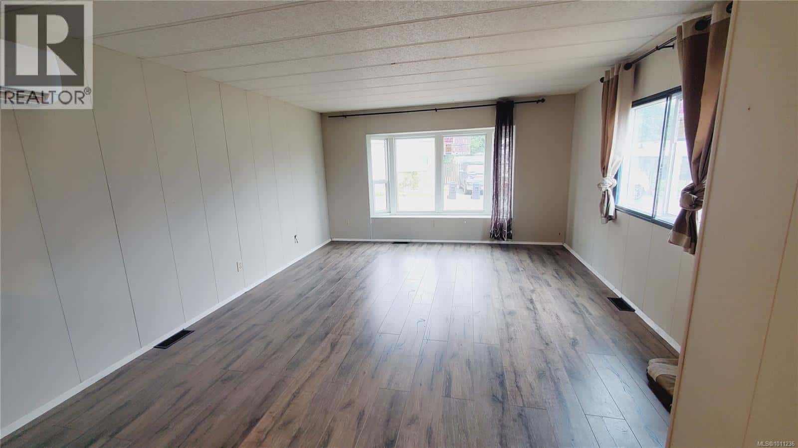 48 1714 Alberni Hwy — Coombs, British Columbia - Photo 5 of 18