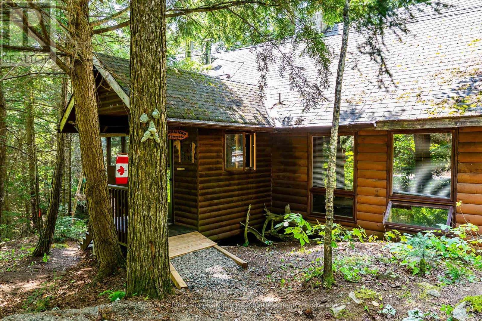 2772 WILKINSON ROAD — Dysart et al (Guilford), Ontario - Photo 2 of 50