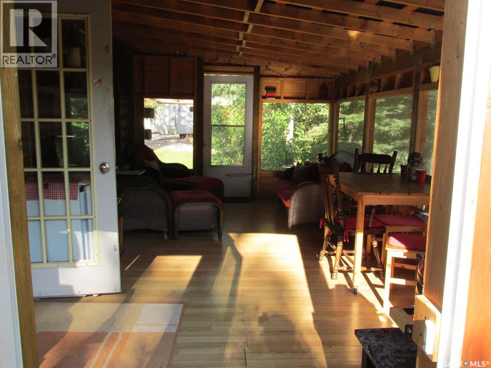 6 Scots Landing Log Cabin — Torch River Rm No. 488, Saskatchewan - Photo 5 of 24