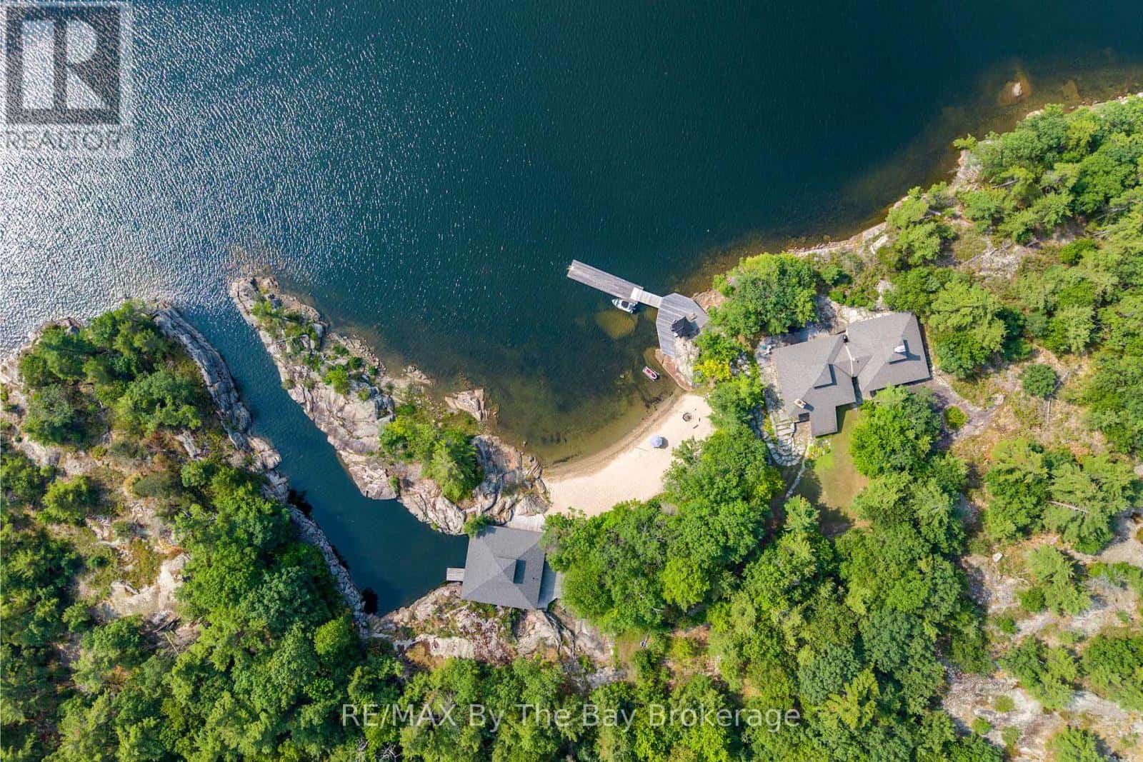 1216 ISLAND 2060/BIG SHIP ISLAND — Georgian Bay (Gibson), Ontario - Photo 3 of 50
