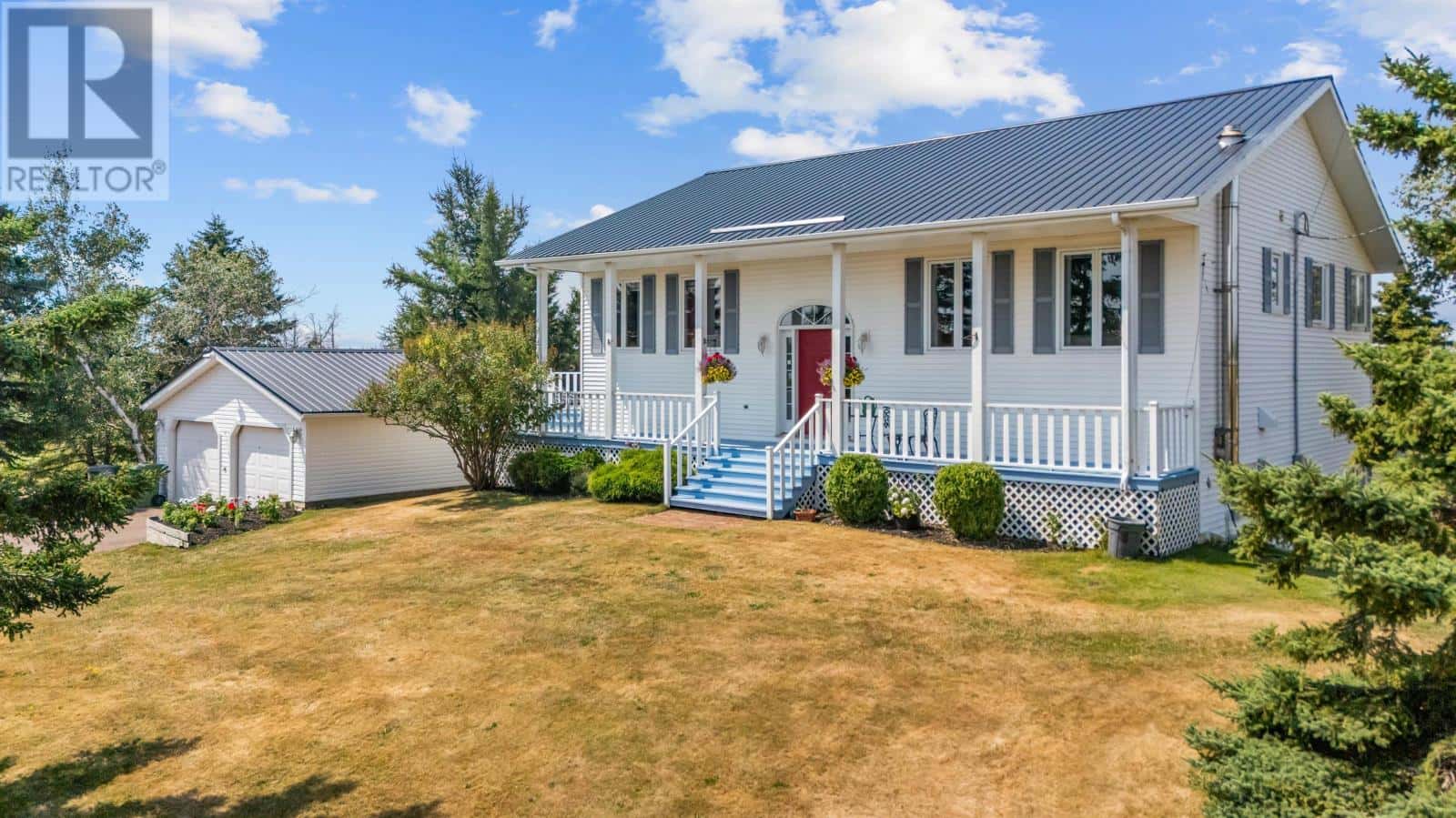 14988 Northside Road — Cable Head East, Prince Edward Island - Photo 3 of 47