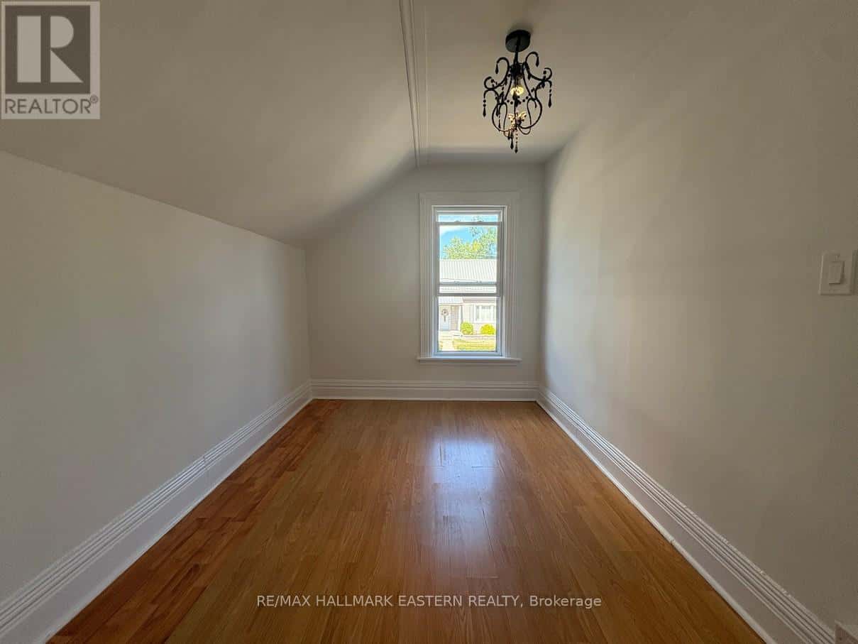 Peterborough (Town Ward 3), Ontario — Peterborough (Town Ward 3), Ontario - Photo 5 of 11