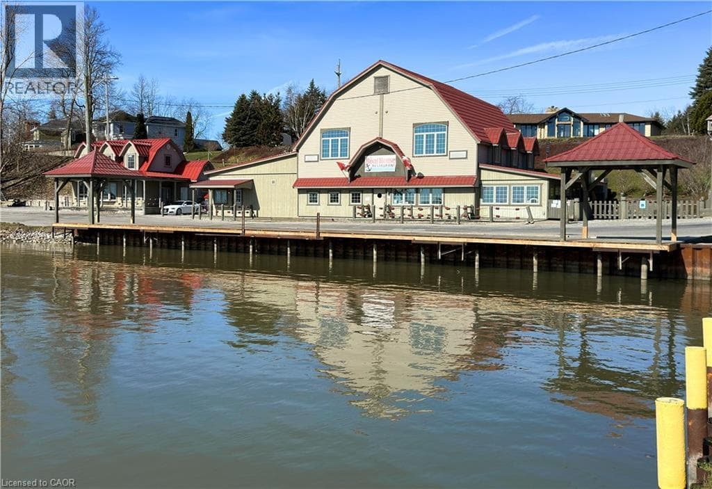 10 & 11 SEA QUEEN Road — Port Rowan, Ontario - Main photo