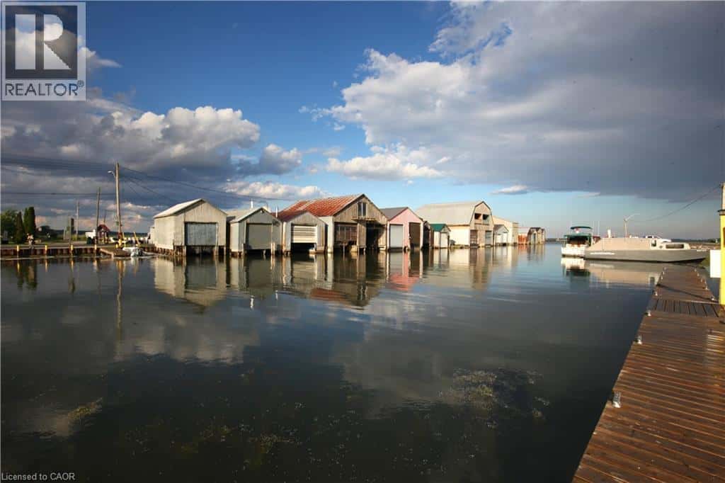 10 & 11 SEA QUEEN Road — Port Rowan, Ontario - Photo 5 of 49