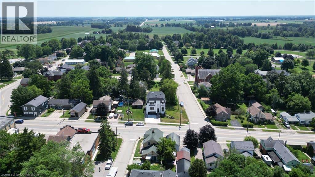 28 OXFORD Street — Drumbo, Ontario - Photo 5 of 45