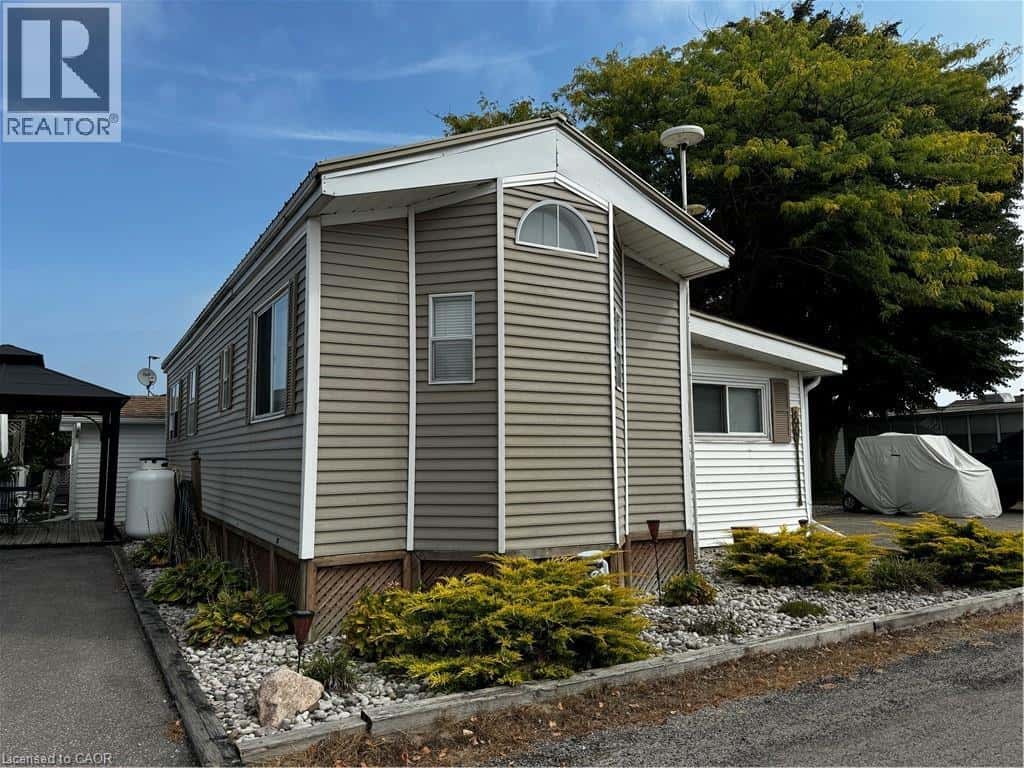 92 CLUBHOUSE Road 80