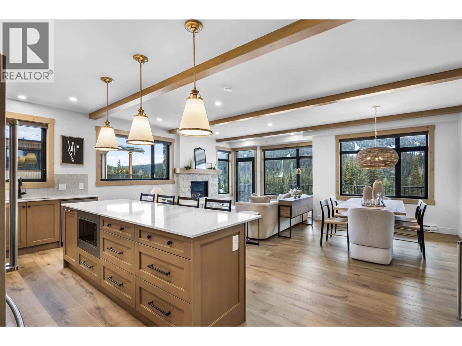 7005 MCGILLIVRAY LAKE Drive Unit# 18 — Sun Peaks, British Columbia - Photo 3 of 47