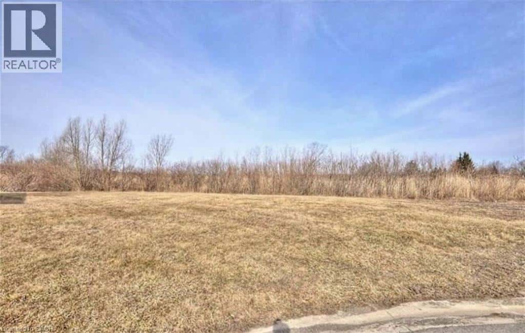 6 HERON POINTE — Port Colborne, Ontario - Photo 2 of 6