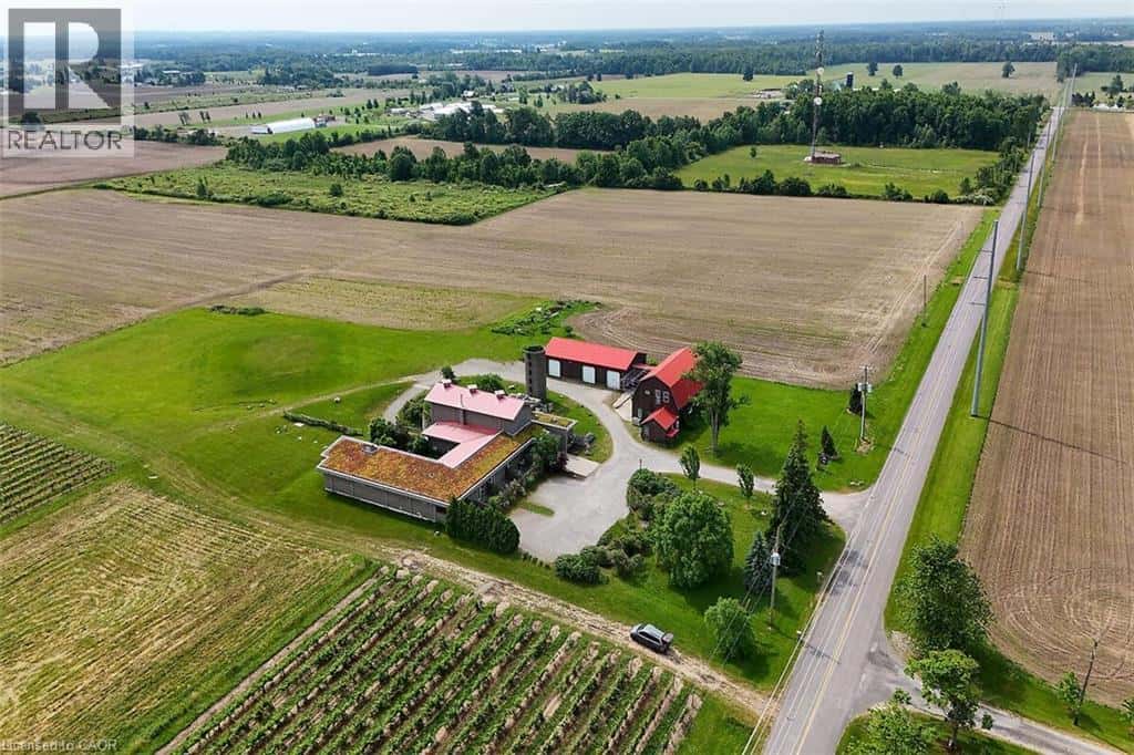 3749 WALKER Road — Lincoln, Ontario - Photo 5 of 44