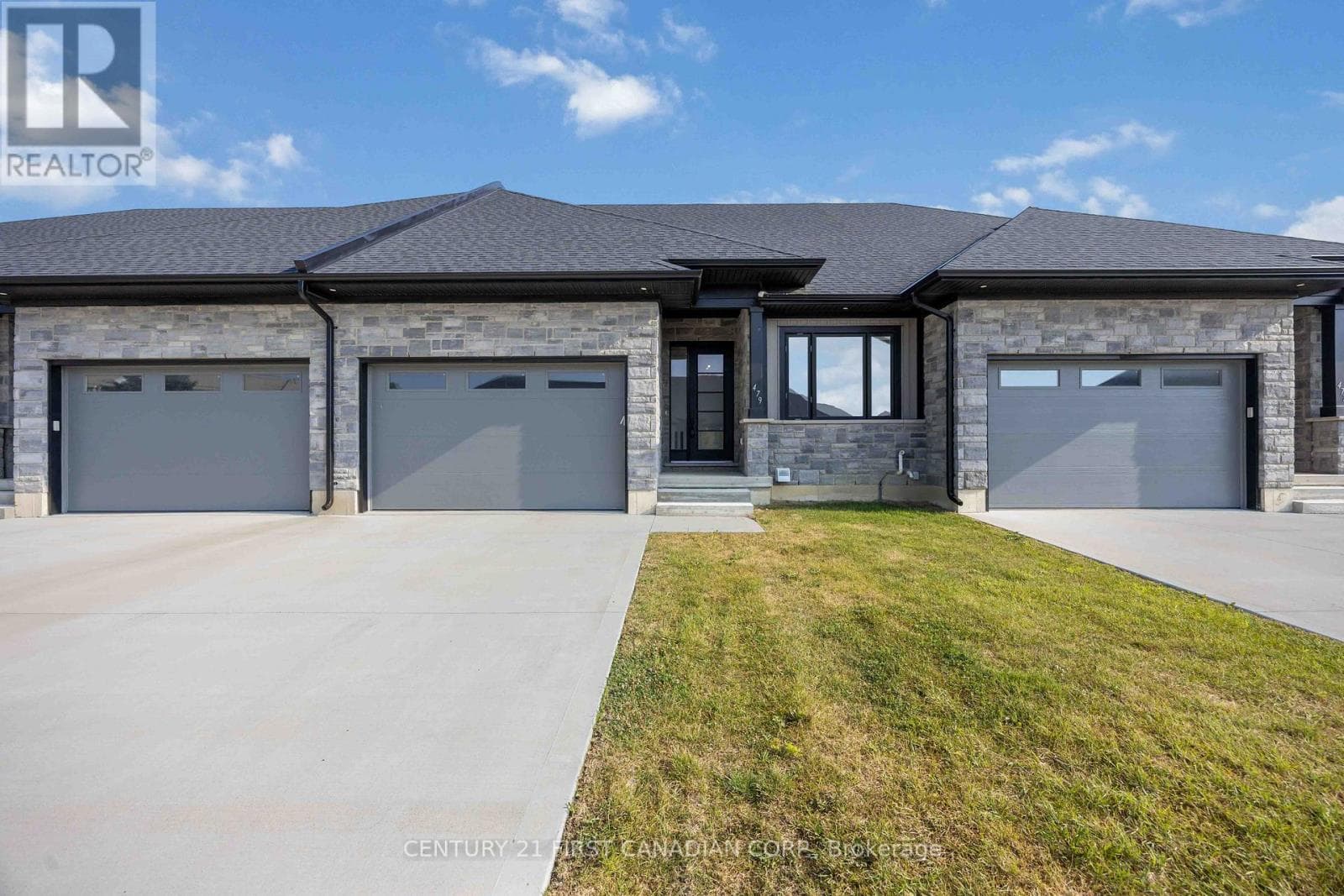 Plympton-Wyoming (Plympton Wyoming), Ontario — Plympton-Wyoming (Plympton Wyoming), Ontario - Main photo