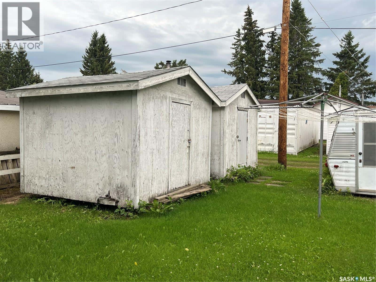 209 1st STREET W — Meath Park, Saskatchewan - Photo 5 of 24