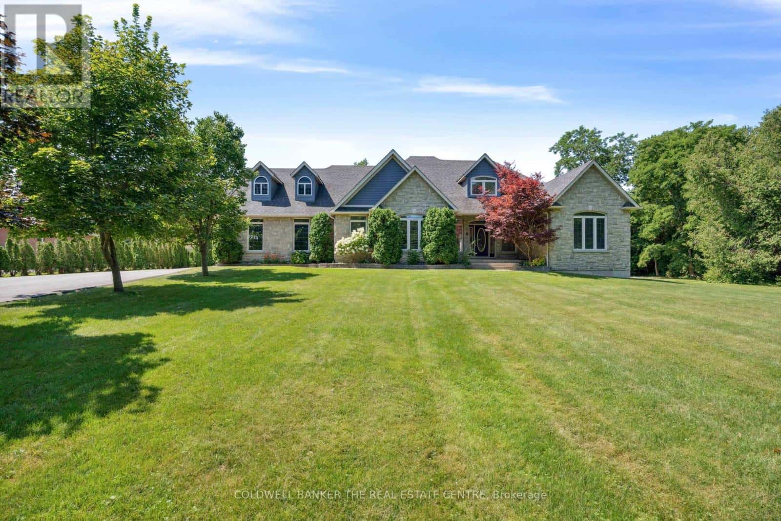 54 PINE POST ROAD — Georgina (Historic Lakeshore Communities), Ontario - Photo 4 of 98