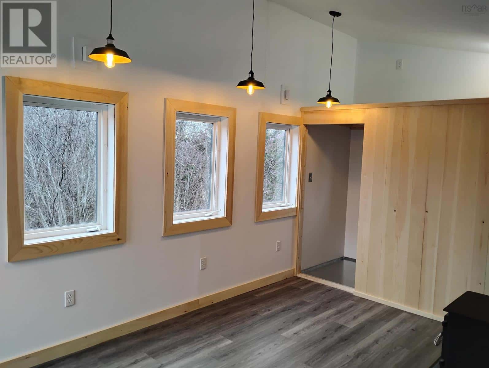 440 Purdy — Waldeck West, Nova Scotia - Photo 2 of 28