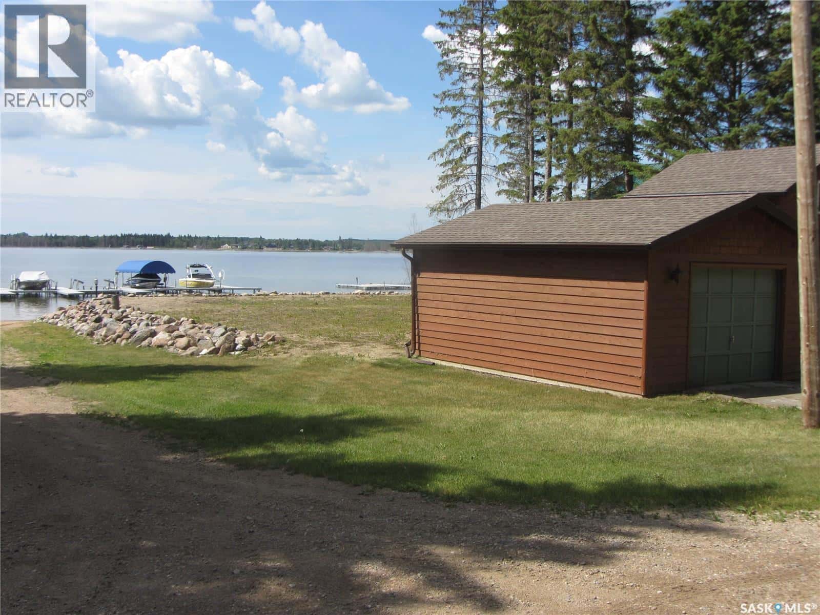 7 Spruce CRESCENT — Meeting Lake, Saskatchewan - Photo 2 of 14