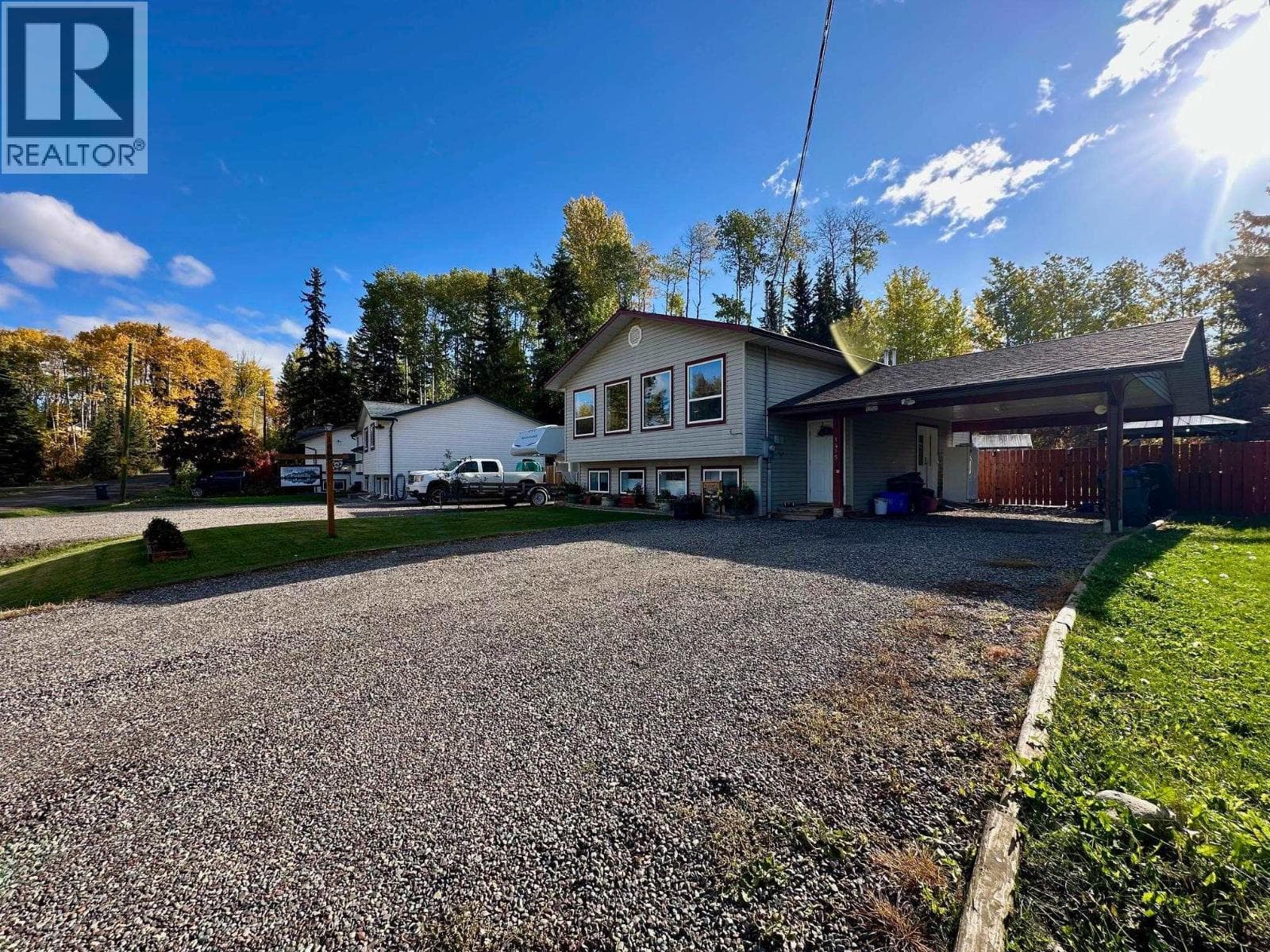 1465 WILLOW STREET — Telkwa, British Columbia - Main photo
