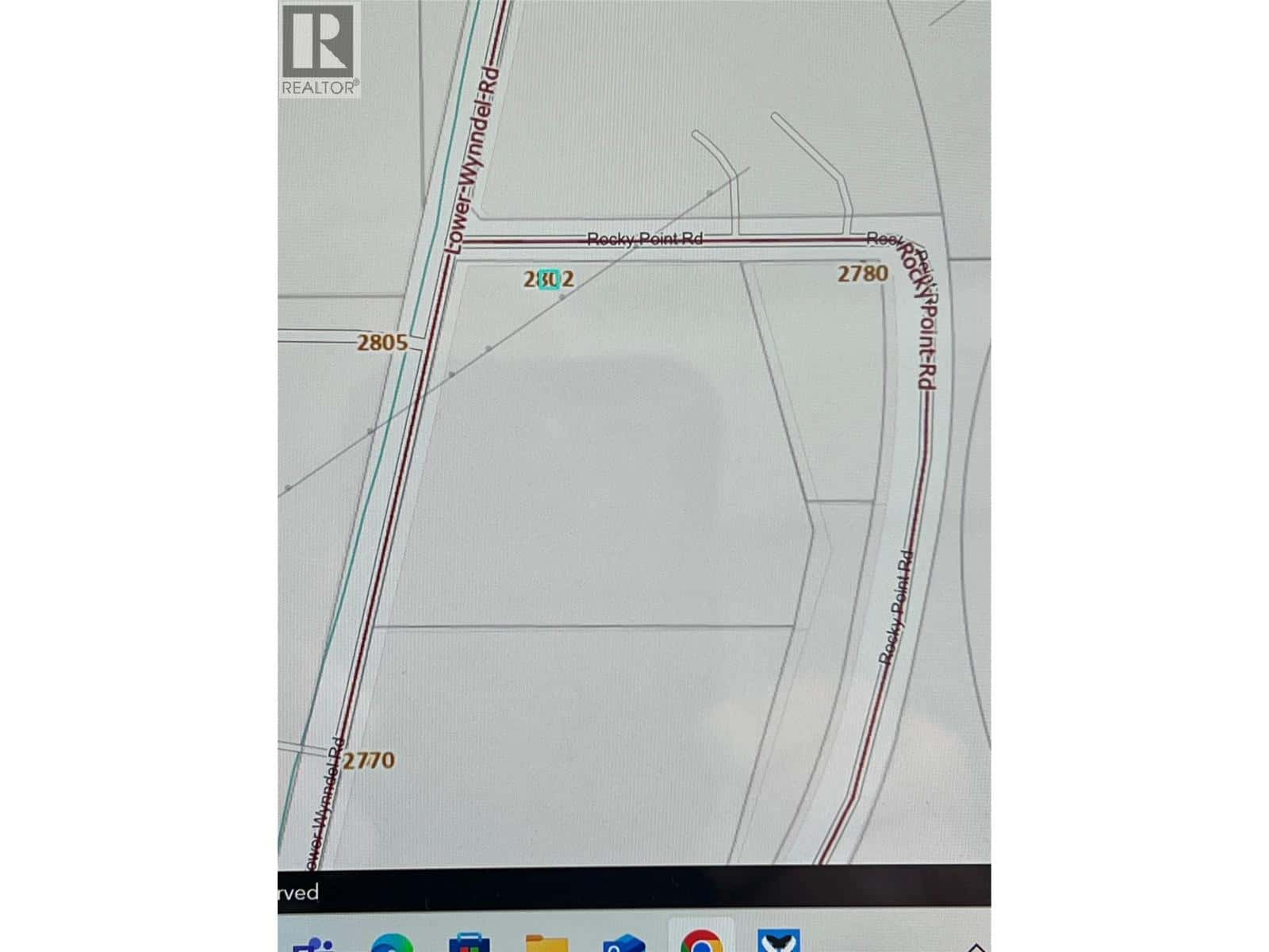 2802 LOWER WYNNDEL Road — Wynndel, British Columbia - Photo 4 of 17