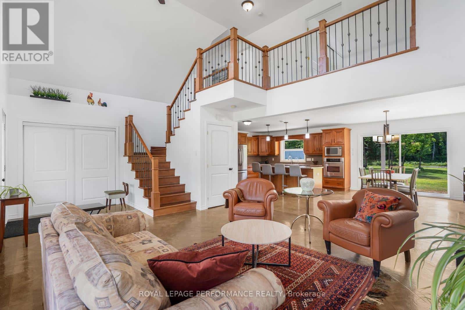 215 ROUTE 200 ROUTE E — The Nation, Ontario - Photo 2 of 43