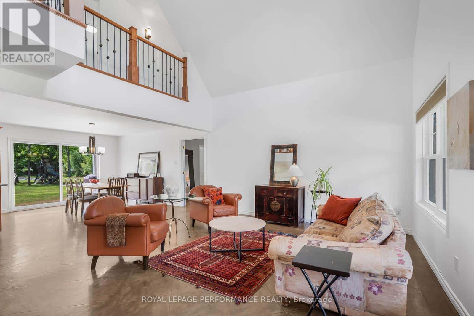 215 ROUTE 200 ROUTE E — The Nation, Ontario - Photo 3 of 43