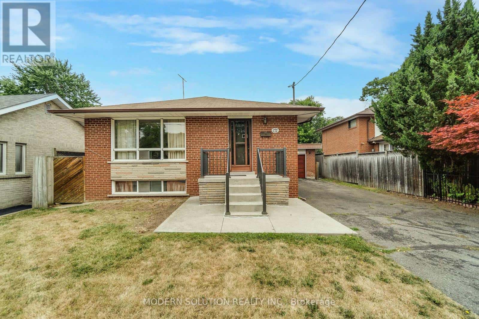 177 EAGLEWOOD BOULEVARD — Mississauga (Mineola), Ontario - Photo 3 of 42