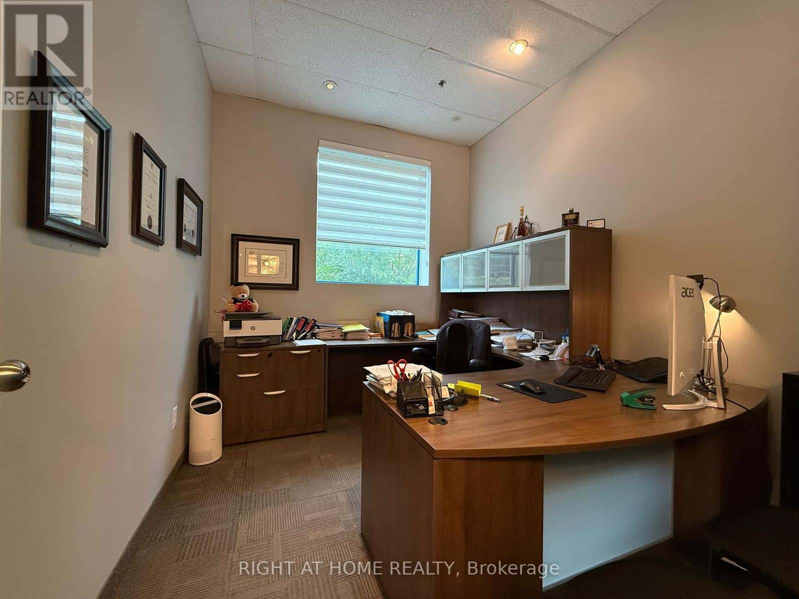 OFFICE C2 - 300 SUPERTEST ROAD