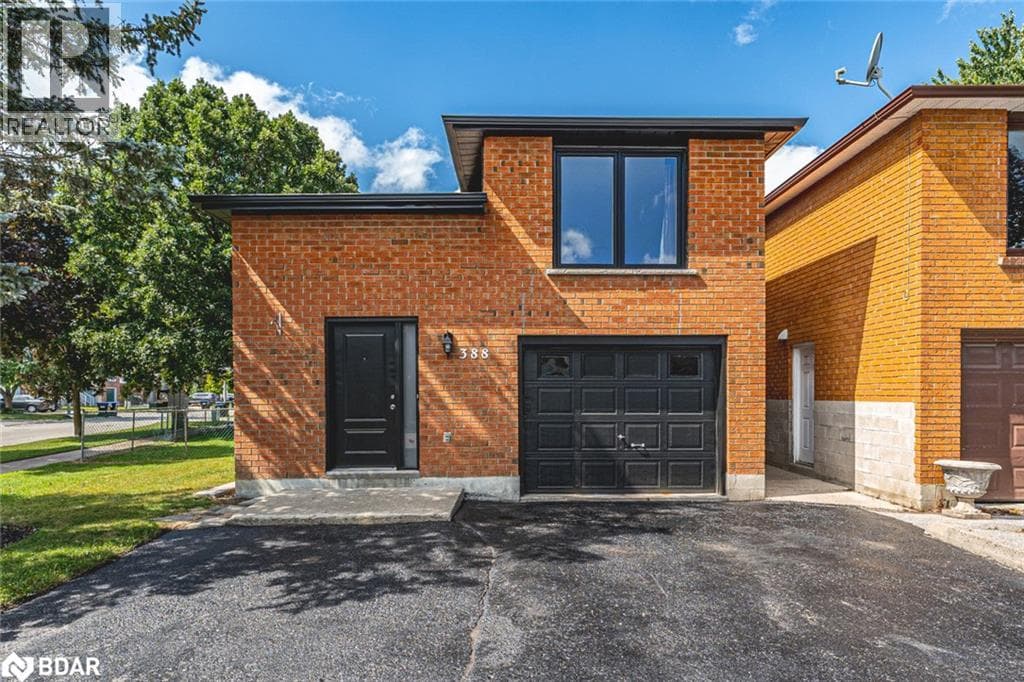 388 PARKWOOD Avenue — Bradford, Ontario - Main photo