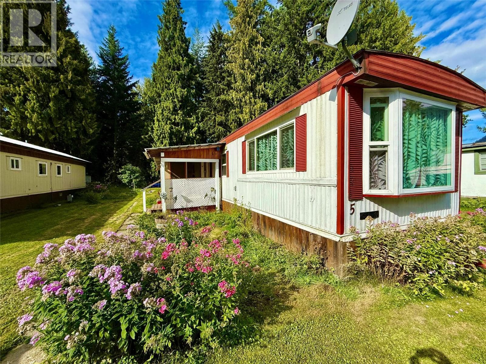 469 Main Street Unit# 5 — Sicamous, British Columbia - Main photo