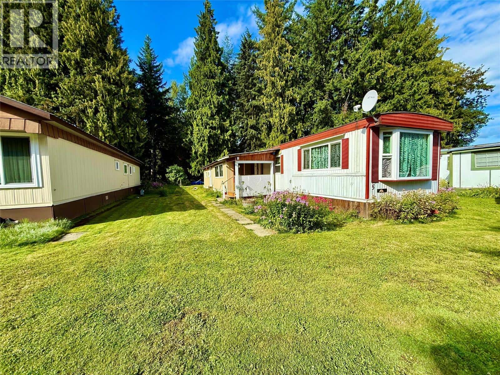 469 Main Street Unit# 5 — Sicamous, British Columbia - Photo 3 of 20