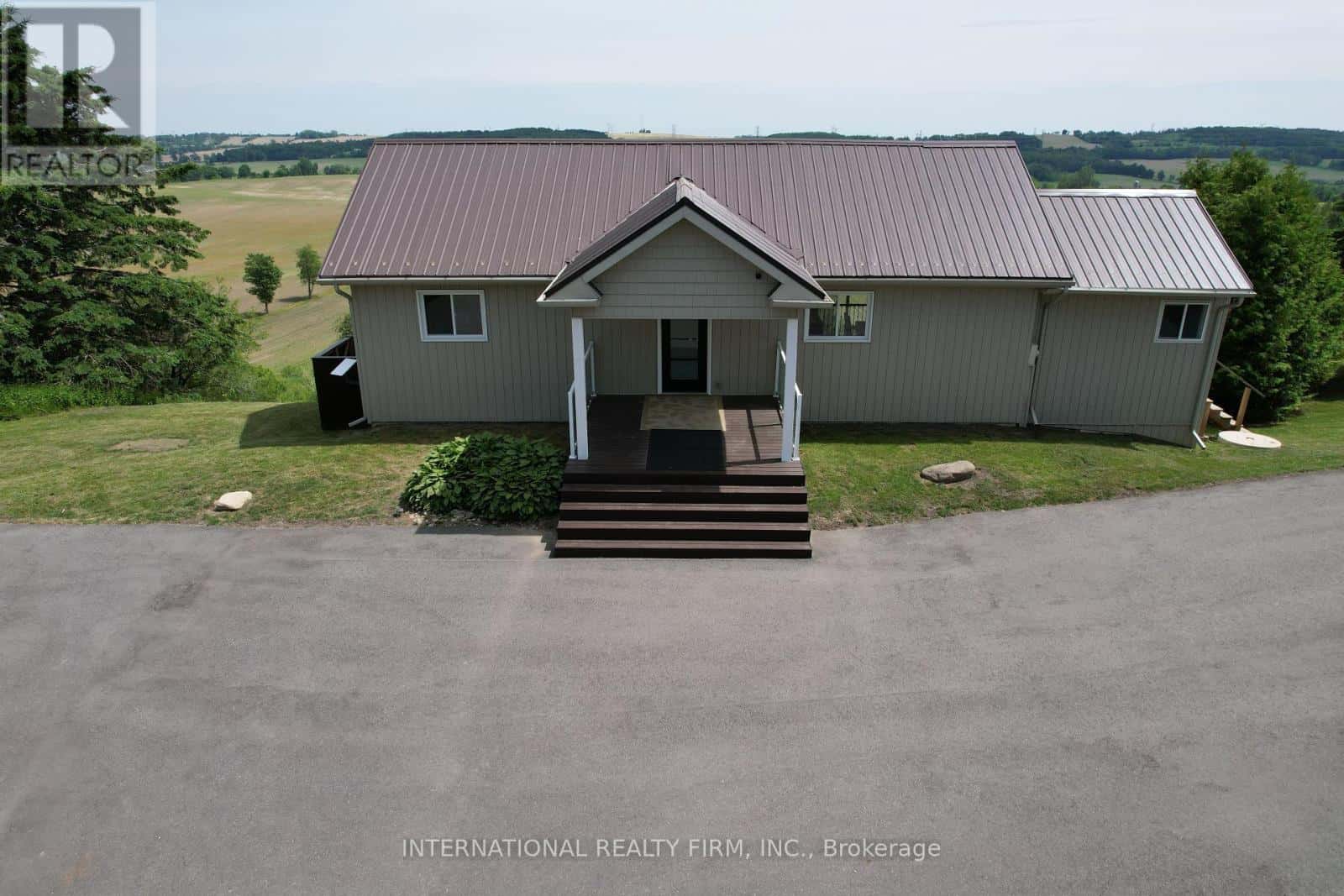 8309 OAK RIDGES DRIVE — Hamilton Township, Ontario - Photo 4 of 33