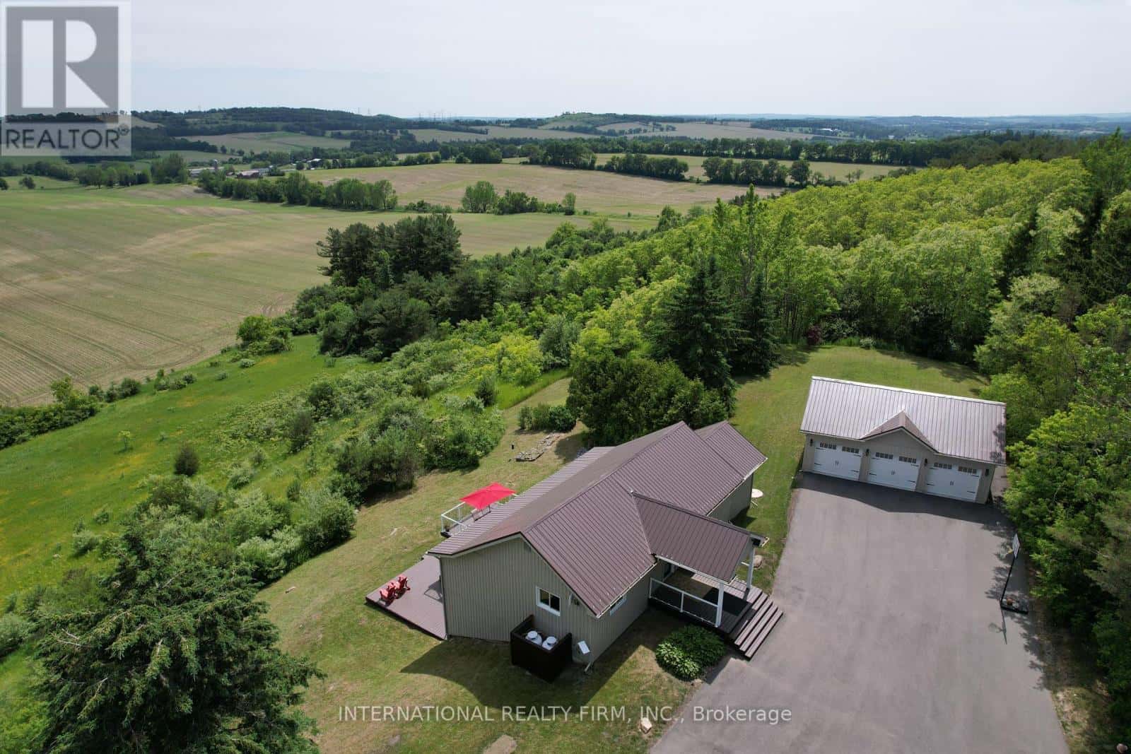 8309 OAK RIDGES DRIVE — Hamilton Township, Ontario - Photo 5 of 33