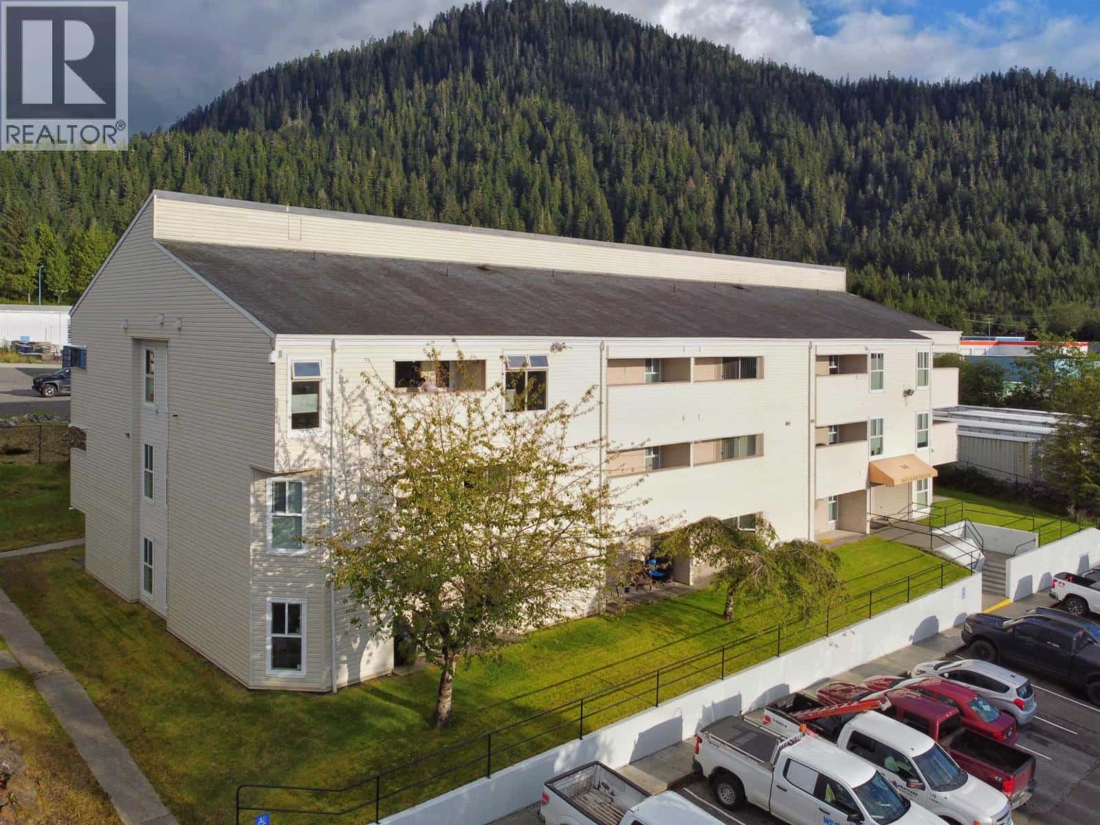 310 840 PRINCE RUPERT BOULEVARD — Prince Rupert, British Columbia - Photo 2 of 38