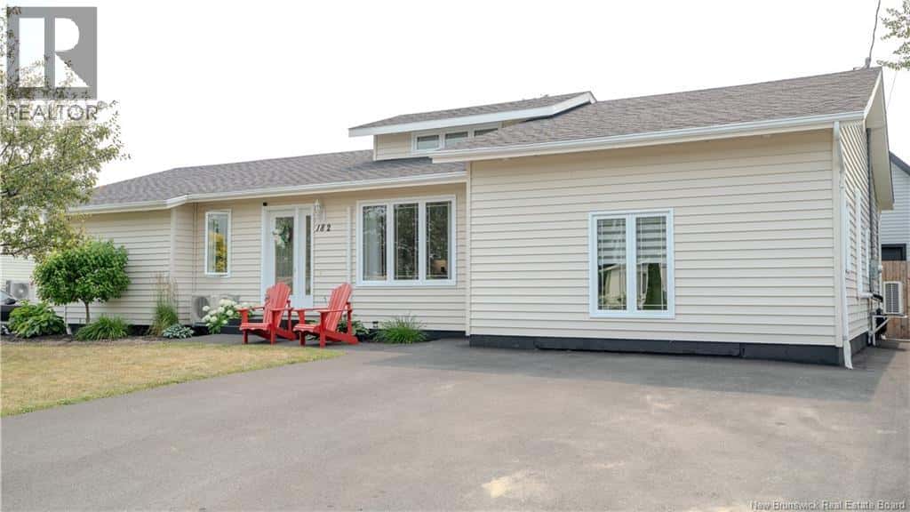 Beresford, New Brunswick — Beresford, New Brunswick - Photo 2 of 50