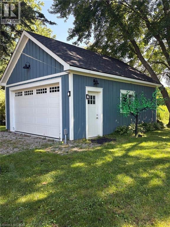 723 GLANCASTER Road - Photo 3 of 49, Hamilton, Ontario