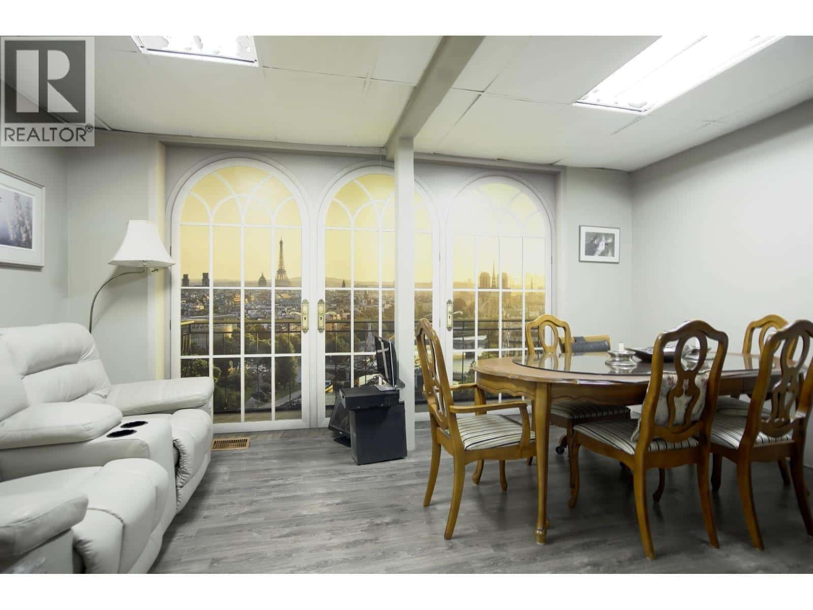 509 Mill Avenue — Enderby, British Columbia - Photo 3 of 24