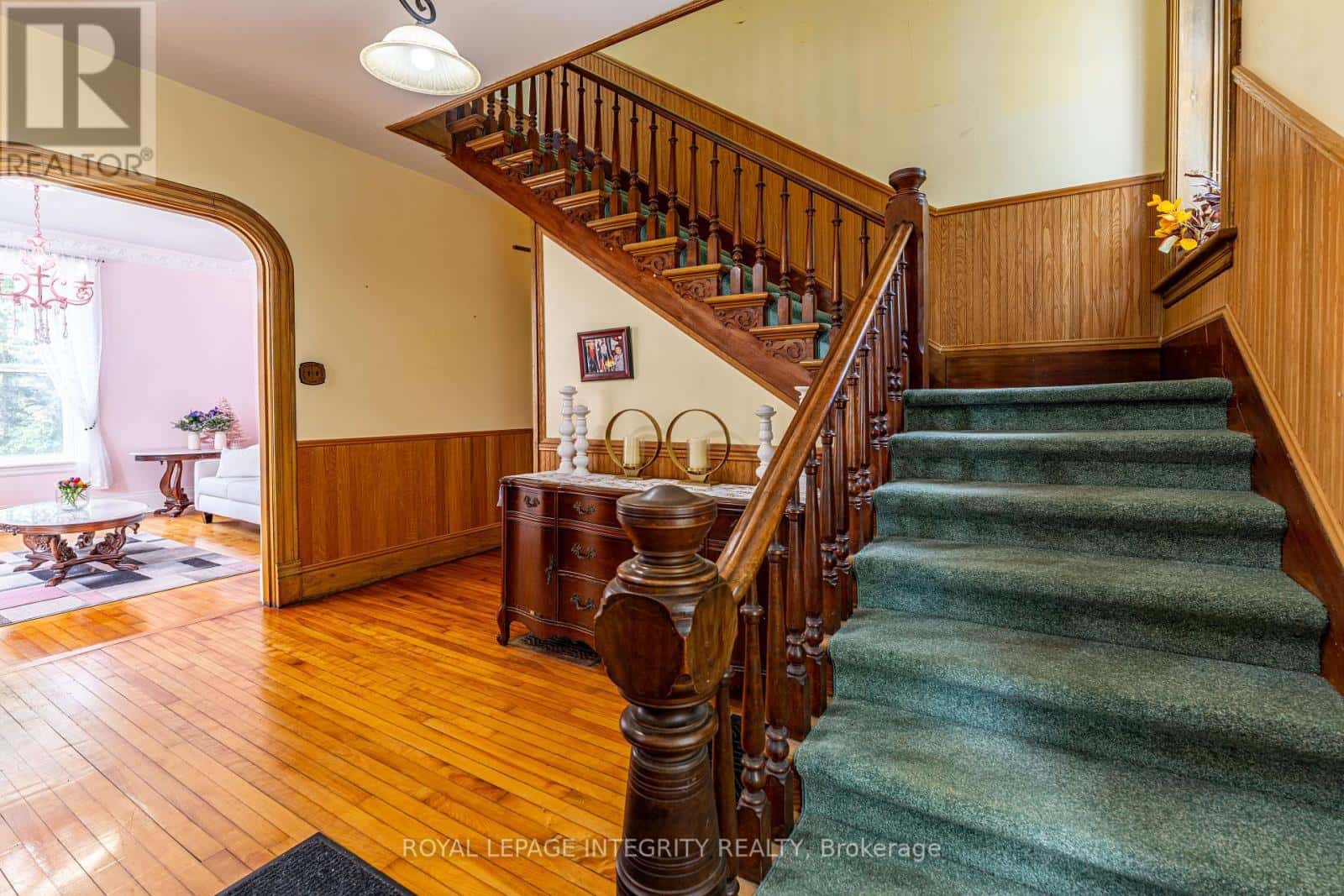 20455 CONCESSION 3 ROAD — South Glengarry, Ontario - Photo 2 of 46