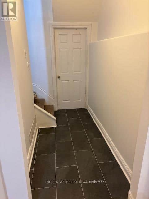 B - 306 PRESLAND ROAD - Photo 2 of 35, Ottawa, Ontario