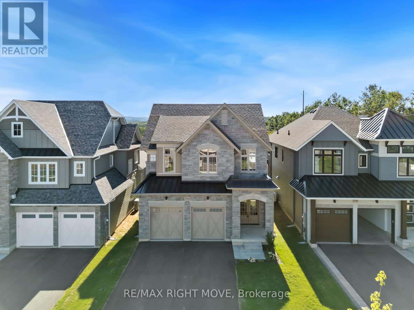 3194 ORION BOULEVARD — Orillia, Ontario - Photo 2 of 47