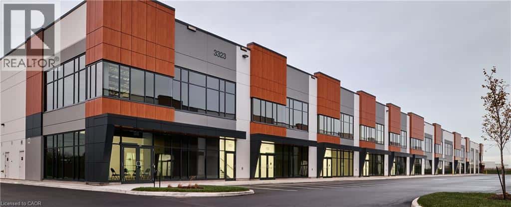 3323 SUPERIOR Court Unit# 103 — Oakville, Ontario - Photo 2 of 2