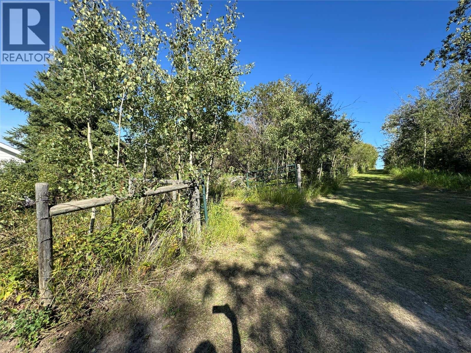 149 49 Highway — Dawson Creek, British Columbia - Photo 5 of 64