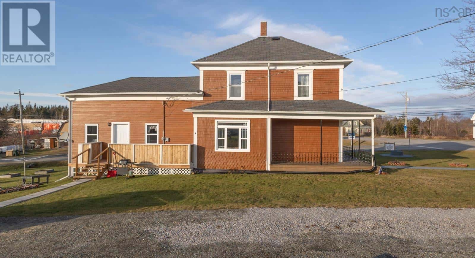 2652 Highway 334 — Wedgeport, Nova Scotia - Photo 3 of 40