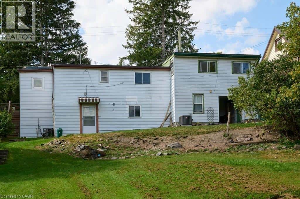 109 FRONT Street — New Dundee, Ontario - Photo 2 of 11