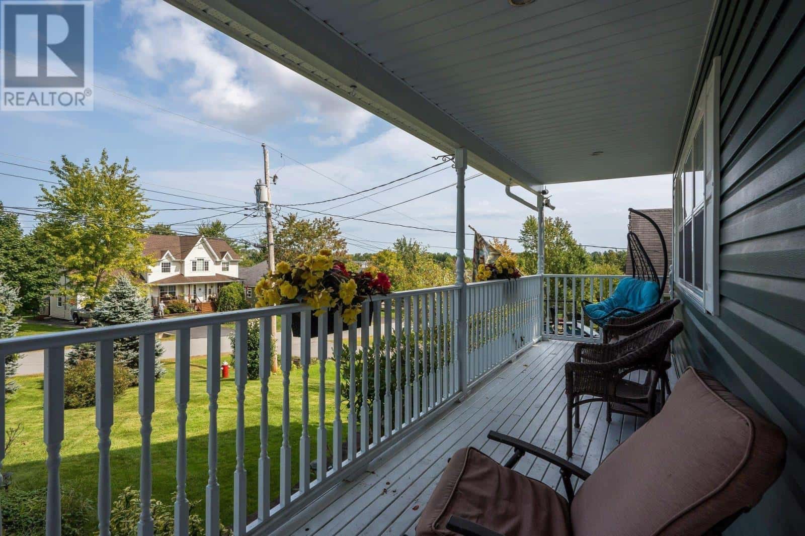 32 Halewood Drive — Falmouth, Nova Scotia - Photo 4 of 43