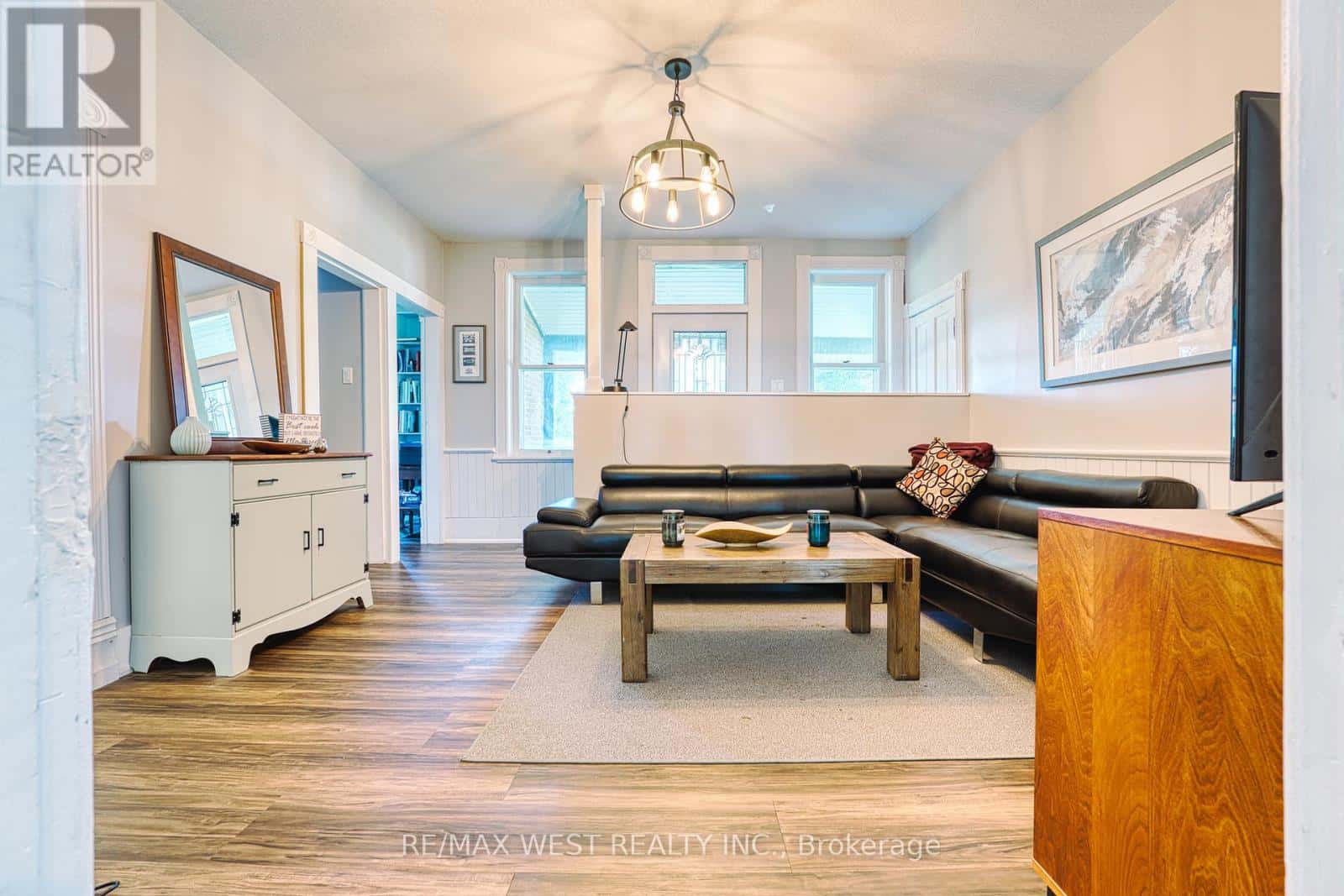 3030 PATRICK STREET — Howick, Ontario - Photo 5 of 17