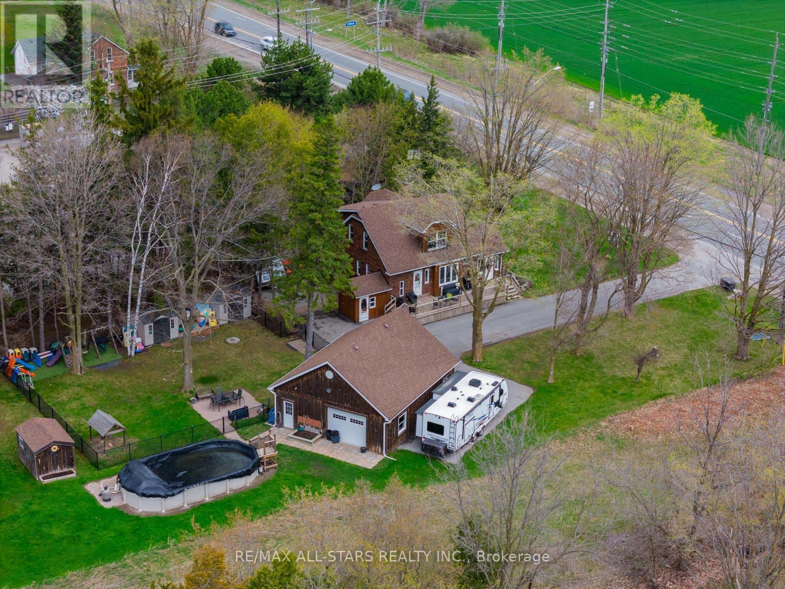 Whitchurch-Stouffville, Ontario — Whitchurch-Stouffville, Ontario - Photo 5 of 45