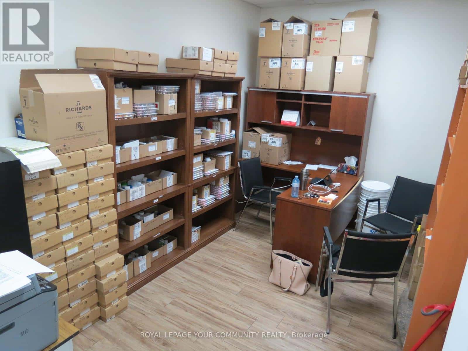 1221 LIMERIDGE ROAD E — Hamilton (Lisgar), Ontario - Photo 3 of 7