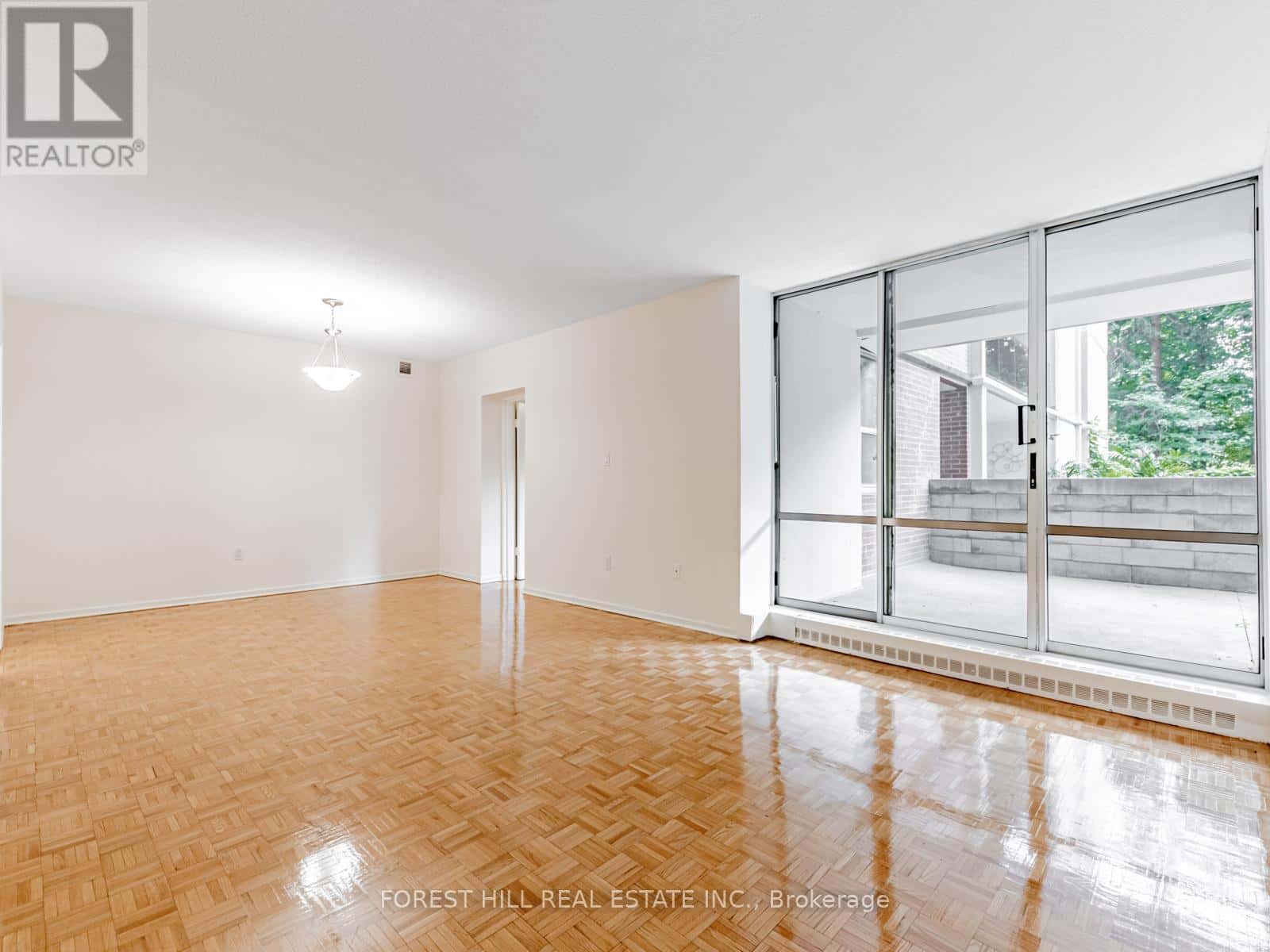 PL5 - 4001 BAYVIEW AVENUE — Toronto (Bayview Woods-Steeles), Ontario - Photo 4 of 60