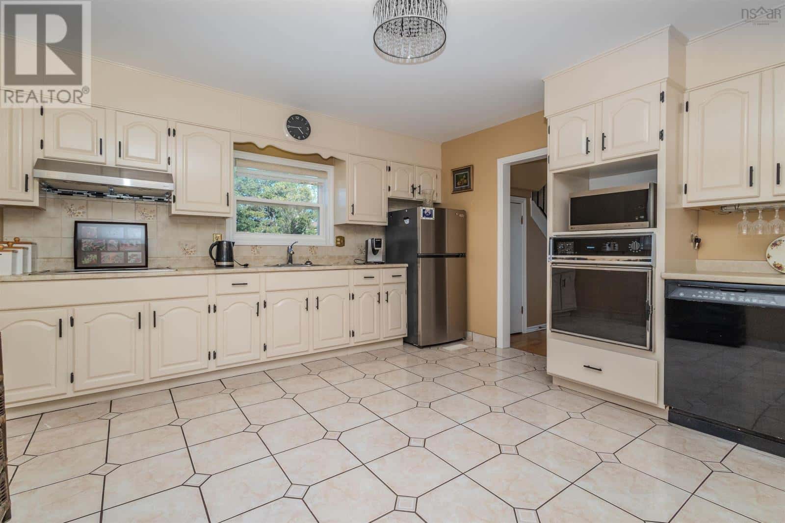 3731 Emerald Street — Scotchtown, Nova Scotia - Photo 5 of 35