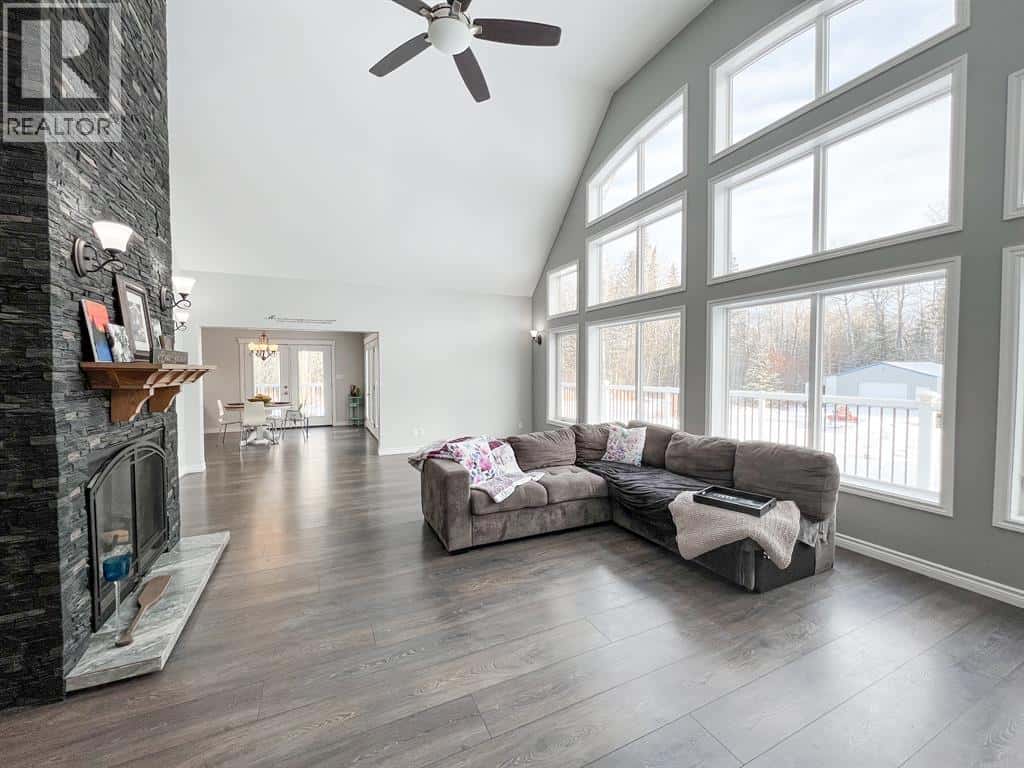 1 Key Cove Estates #5 — Joussard, Alberta - Photo 4 of 50