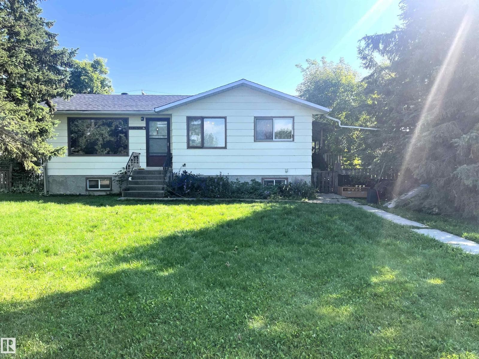 4821 52 Ave - Main photo, Wildwood, Alberta