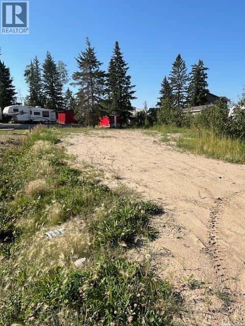 716 Spruce STREET — Beaver River Rm No. 622, Saskatchewan - Photo 2 of 6